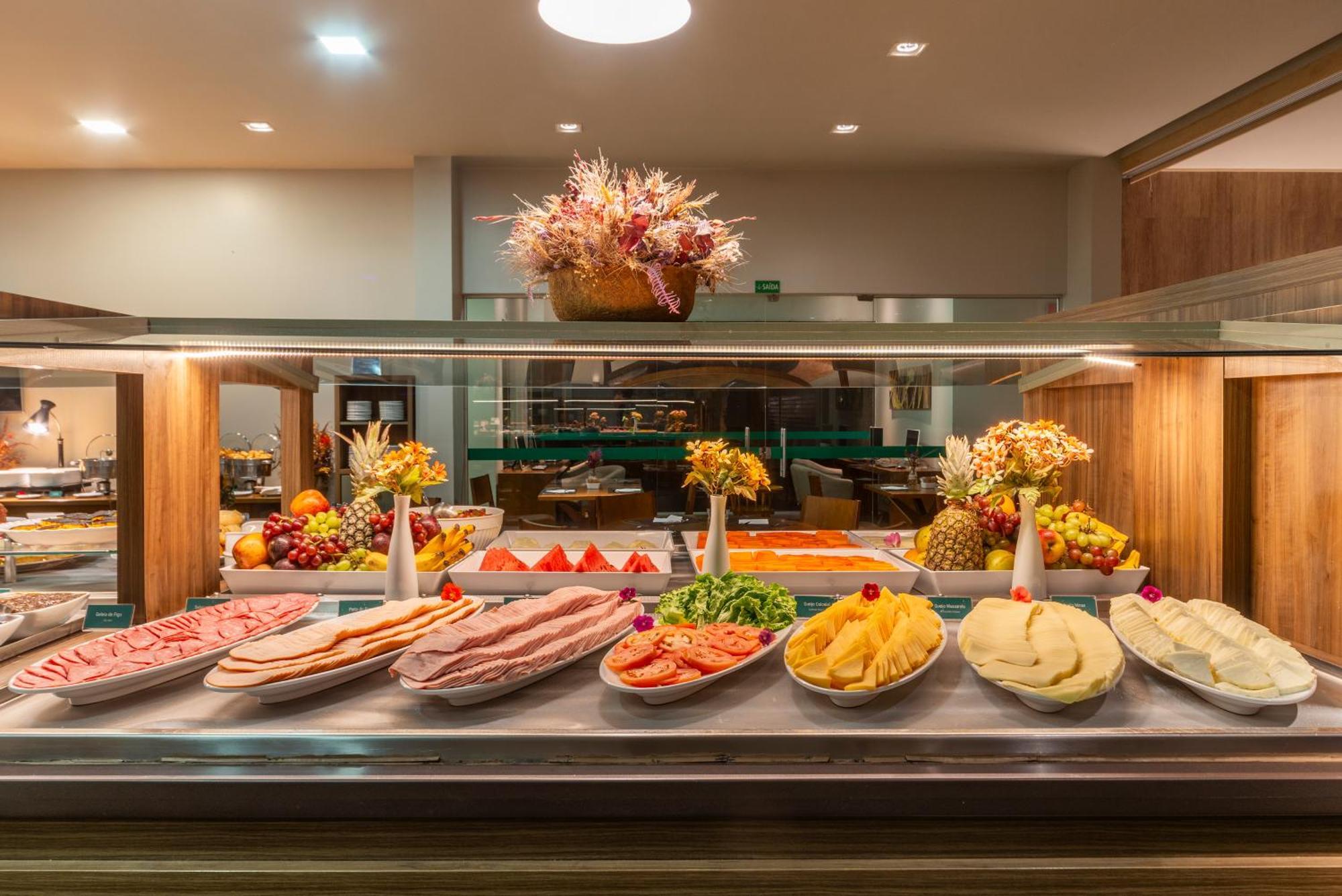 Hotel Laghetto Pedras Altas กรามาโด ภายนอก รูปภาพ